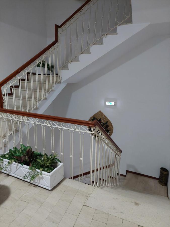 Residencial Real - Antiga Rosas Bed and Breakfast Vila Real Εξωτερικό φωτογραφία