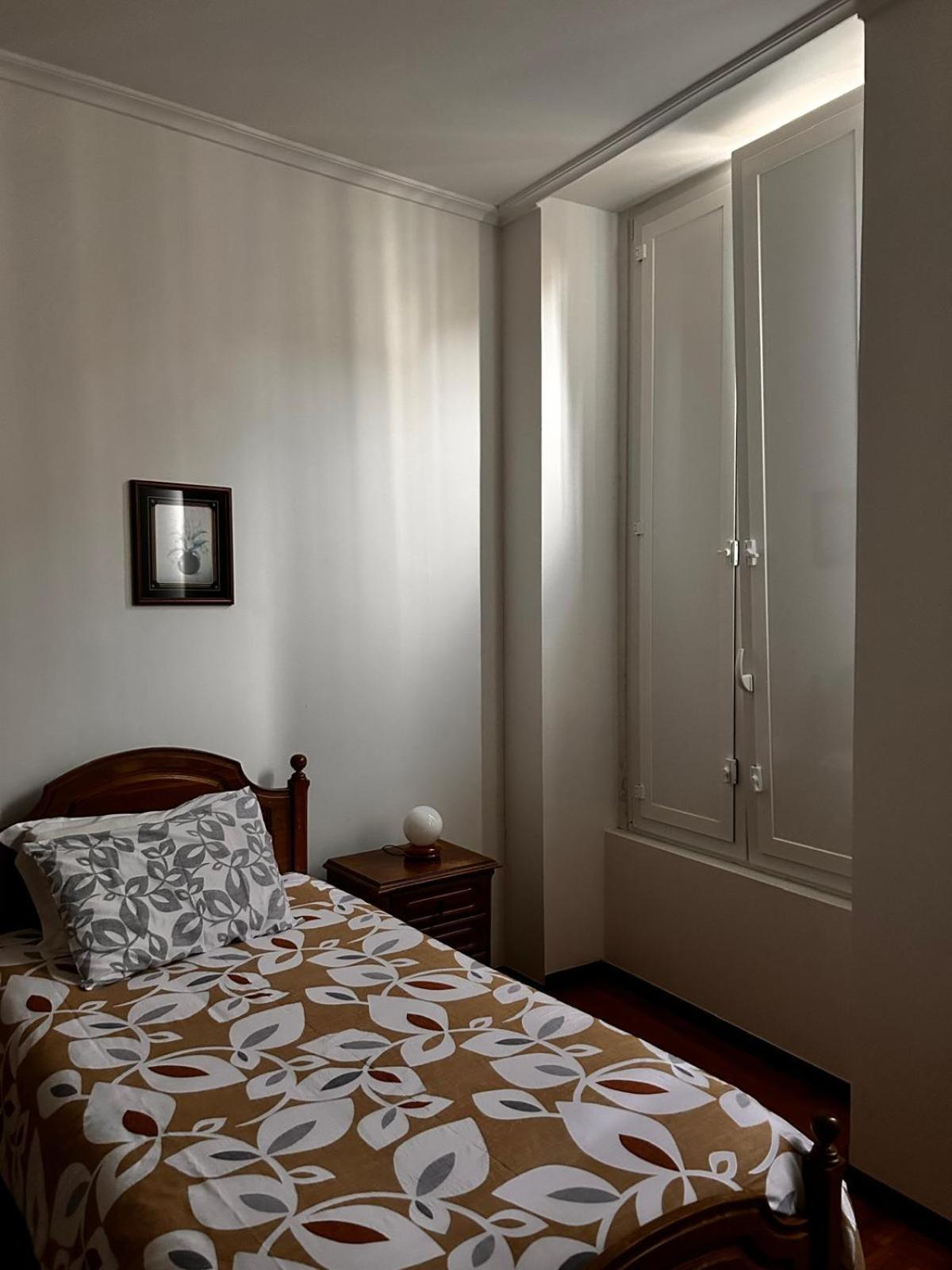 Residencial Real - Antiga Rosas Bed and Breakfast Vila Real Εξωτερικό φωτογραφία
