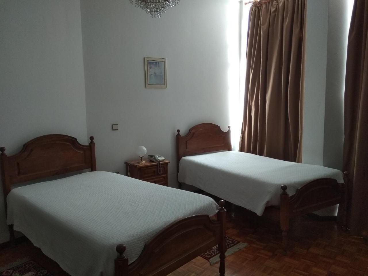 Residencial Real - Antiga Rosas Bed and Breakfast Vila Real Εξωτερικό φωτογραφία