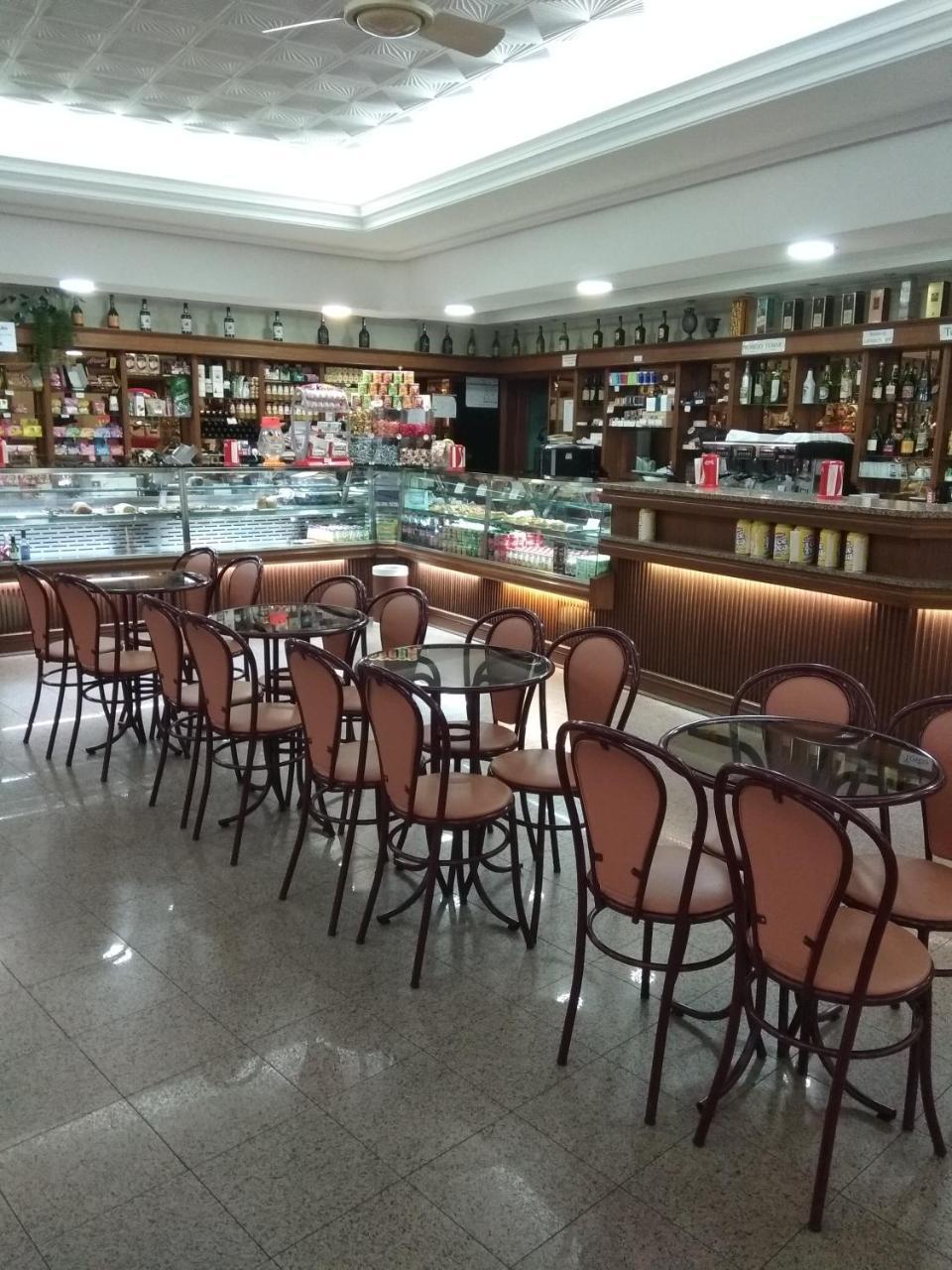 Residencial Real - Antiga Rosas Bed and Breakfast Vila Real Εξωτερικό φωτογραφία